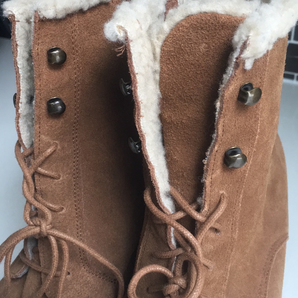 LEATHER boot 👢 - Picture 7 of 8